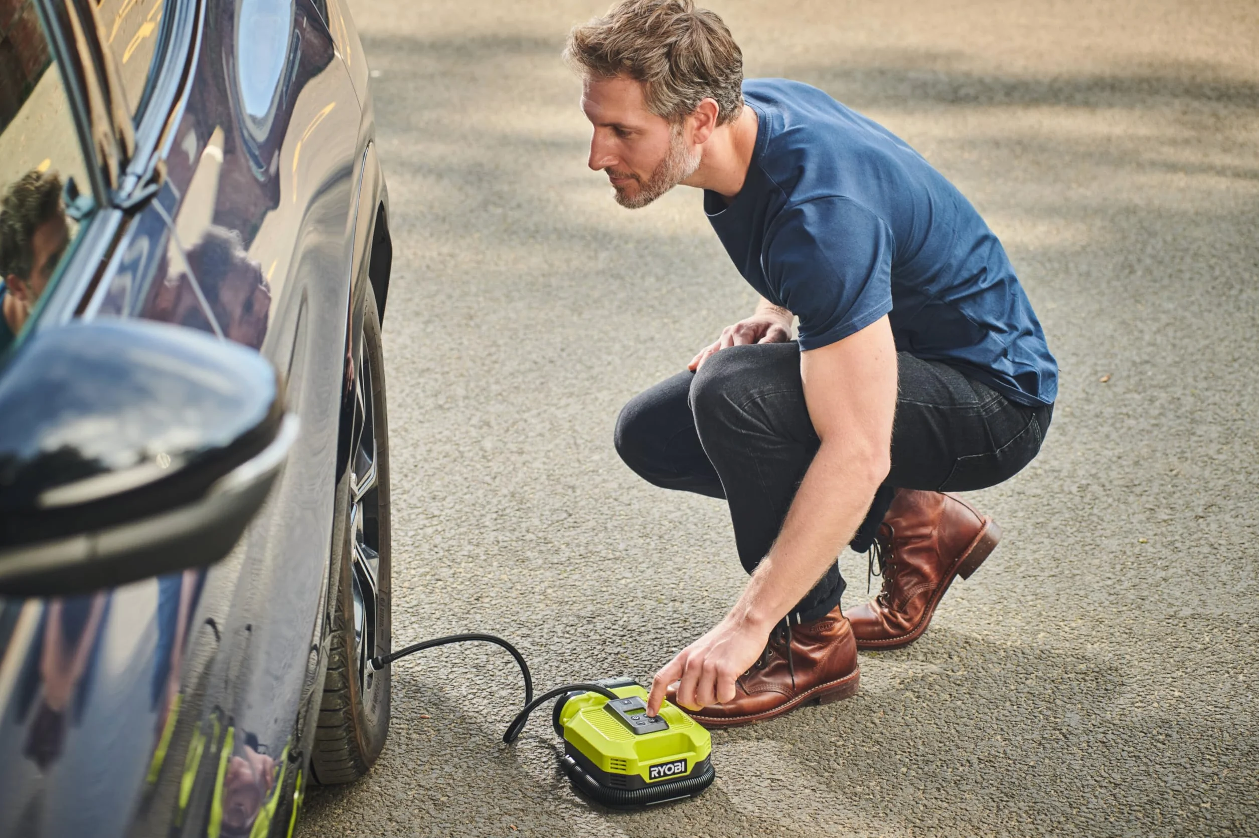 Ryobi RMI18 Bezprzewodowa sprężarka i pompka 18 V ONE+ 11 barów 500 l/min