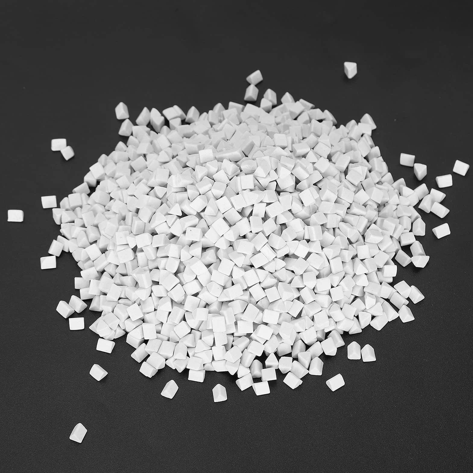 Ceramiczne Trójkątne Granulki do Polerowania Wibracyjnego 0,2 Cala