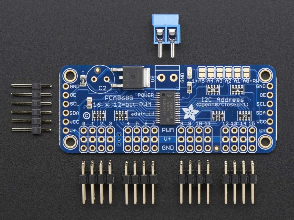 Adafruit 16-kanałowy 12-bitowy sterownik PWM/Servo
