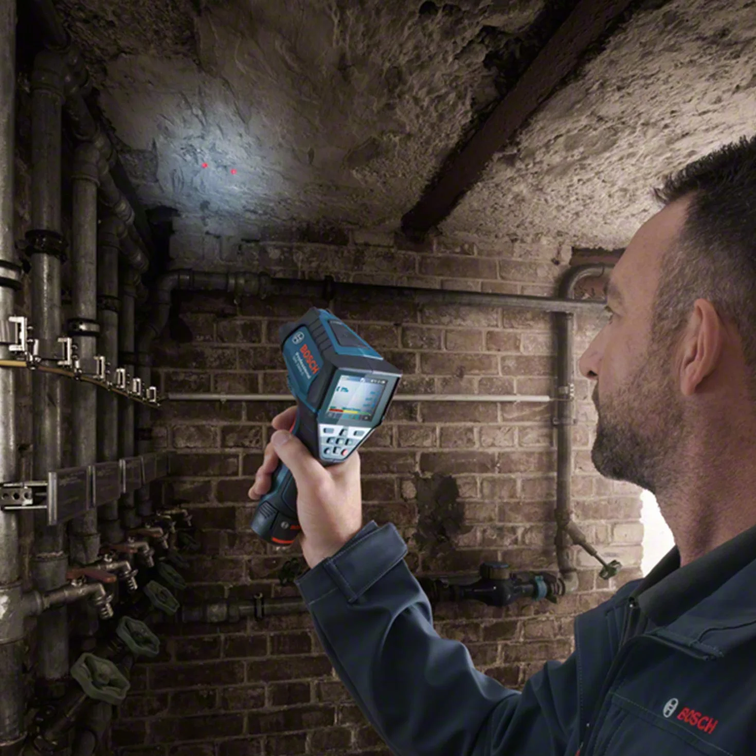 Bosch Professional Termometr na podczerwień GIS 1000 C (funkcja aplikacji, zakres temperatury: –40°C do 1000°C, 4 baterie AA, opakowanie kartonowe)